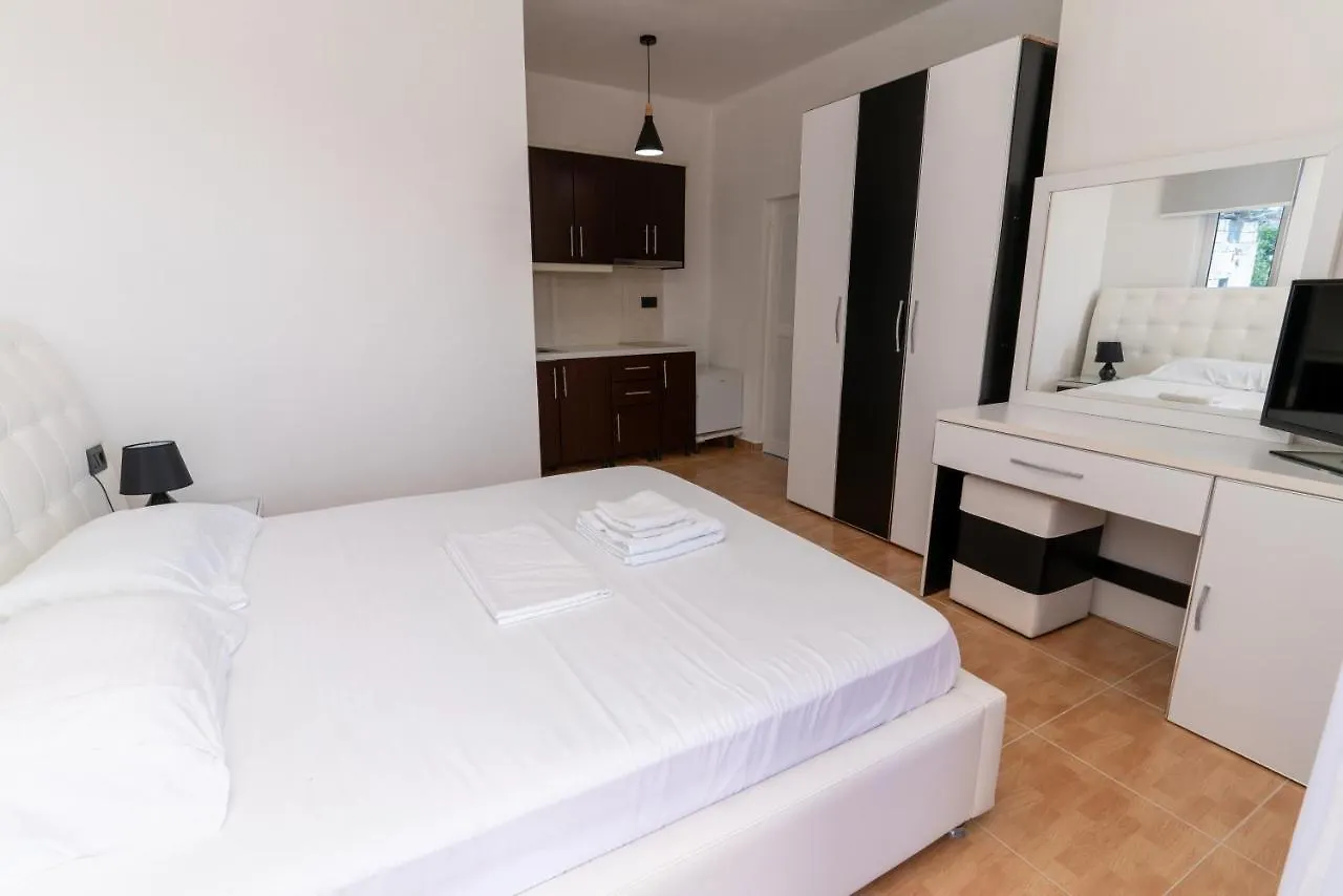 Apartment Laa Melossa Sarande