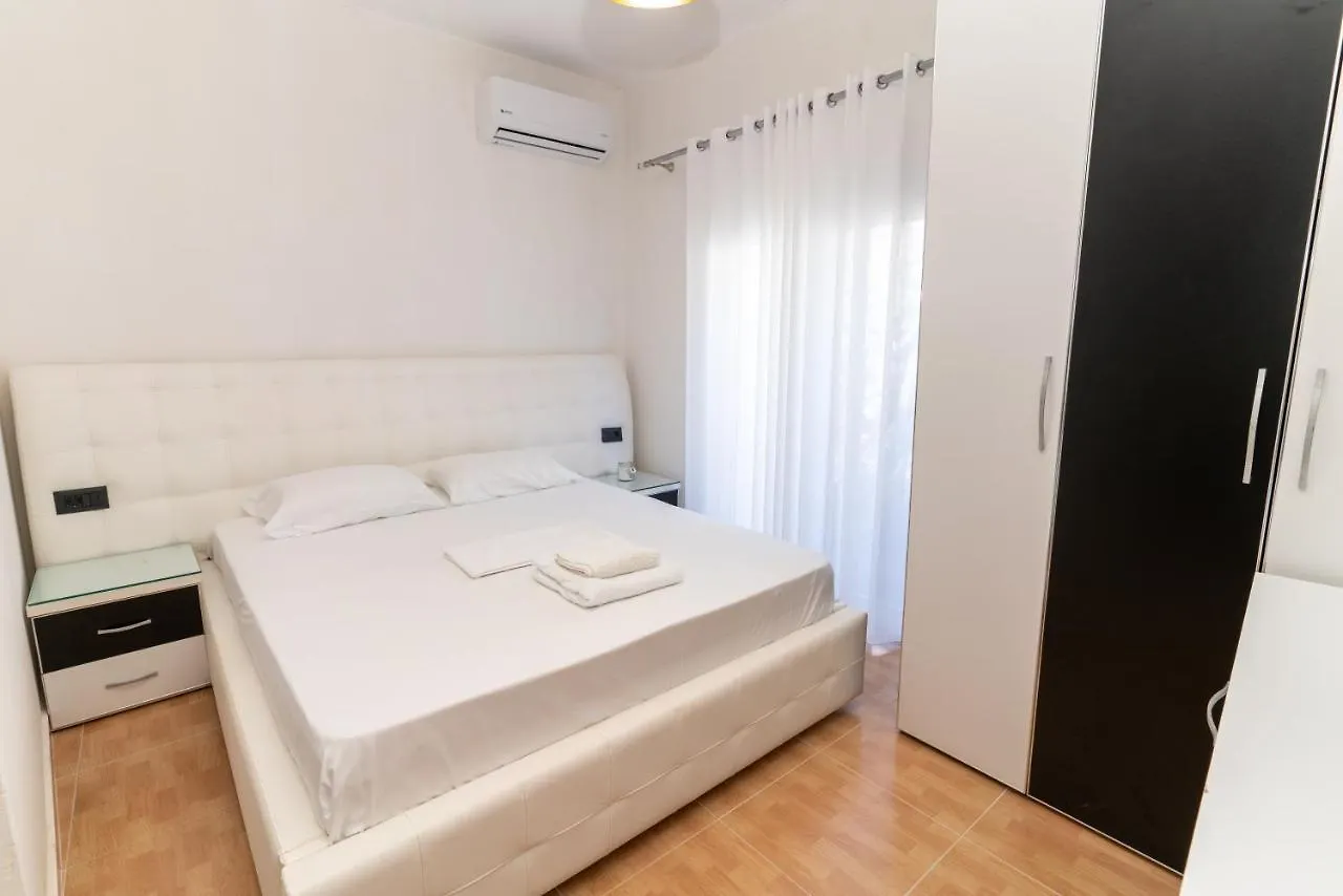 Apartment Laa Melossa Sarande